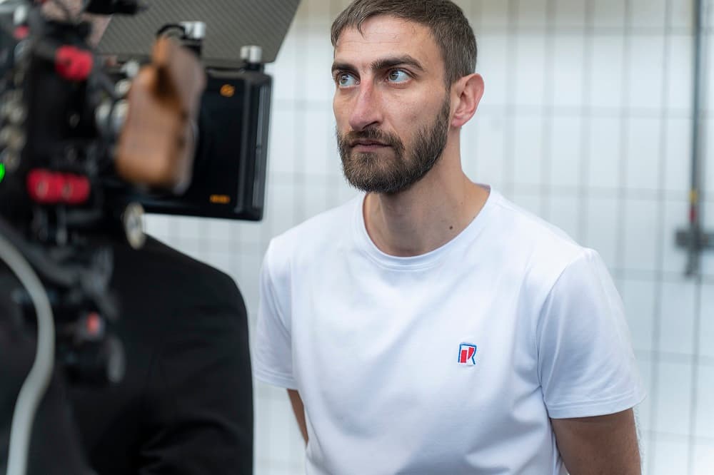 Image 1 — Le Sourire