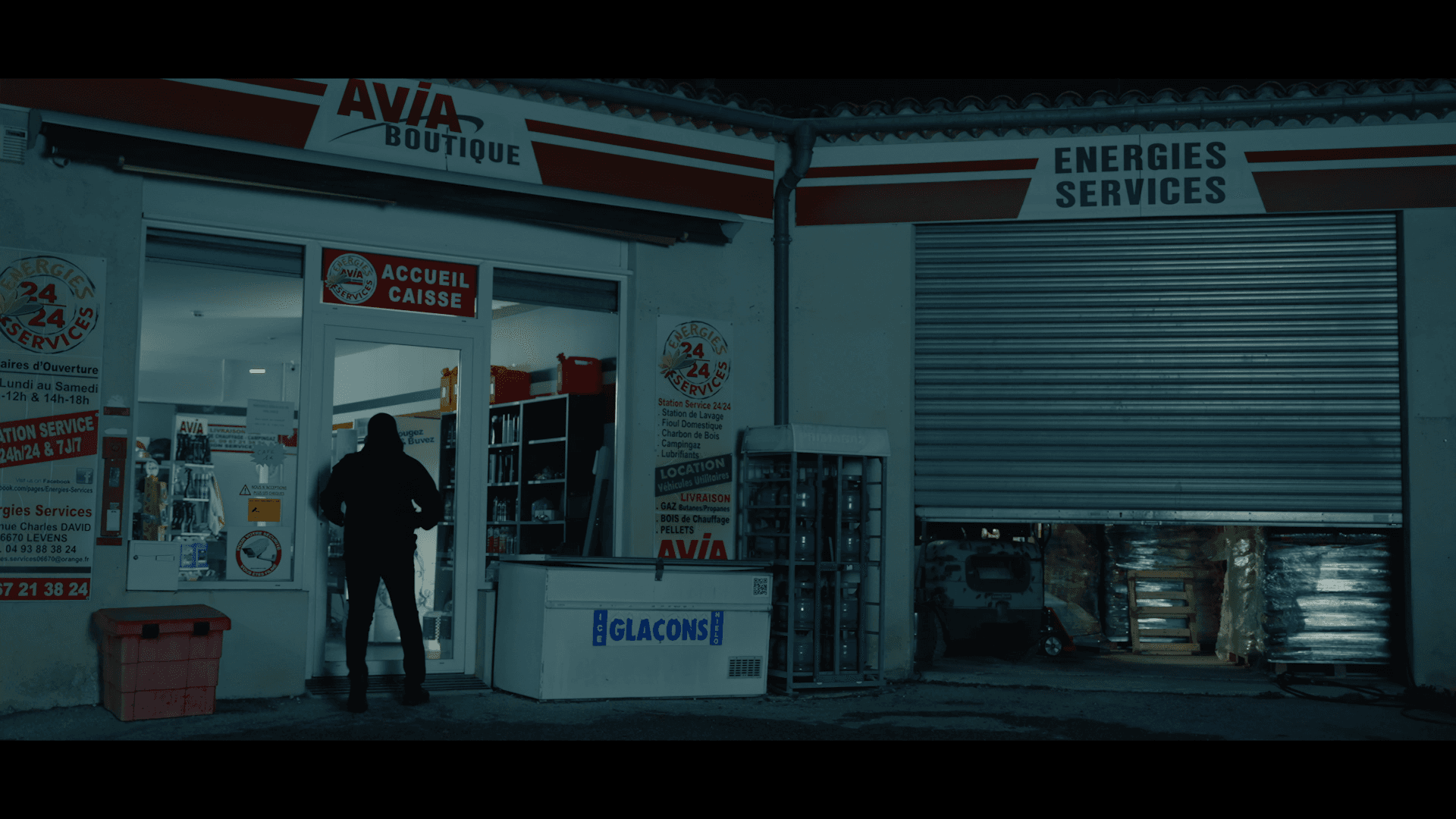 Image tirée du film 1 — Foxtrot Echo Uniform